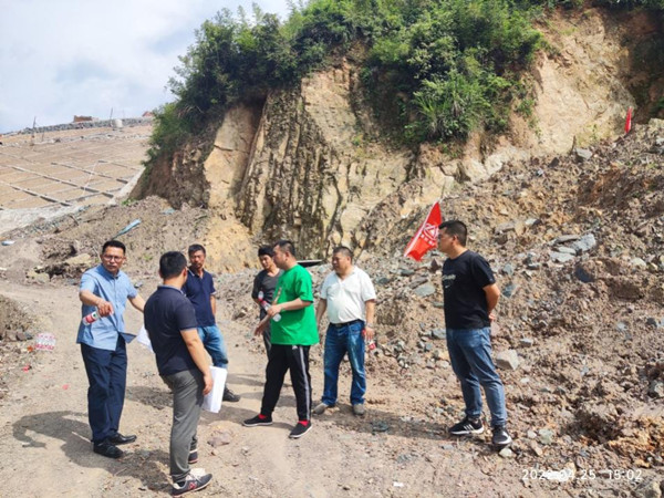 丽水机场场外配套给水工程现场技术交底会